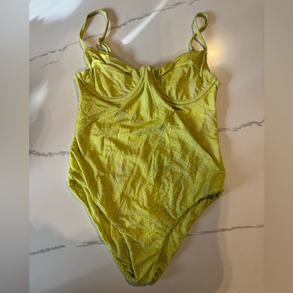 • ACACIA ( one piece ) Yellow Snake Print Swimsuit